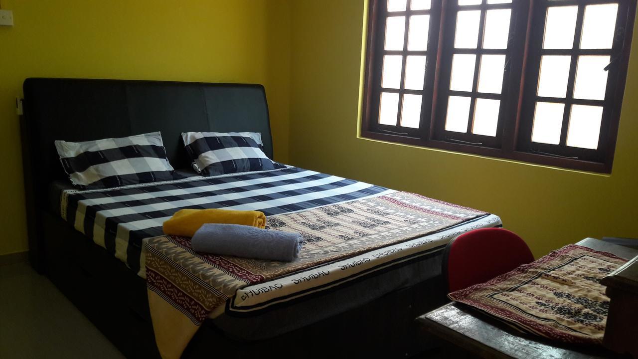 Apple Sara Home Stay Kandy Eksteriør billede